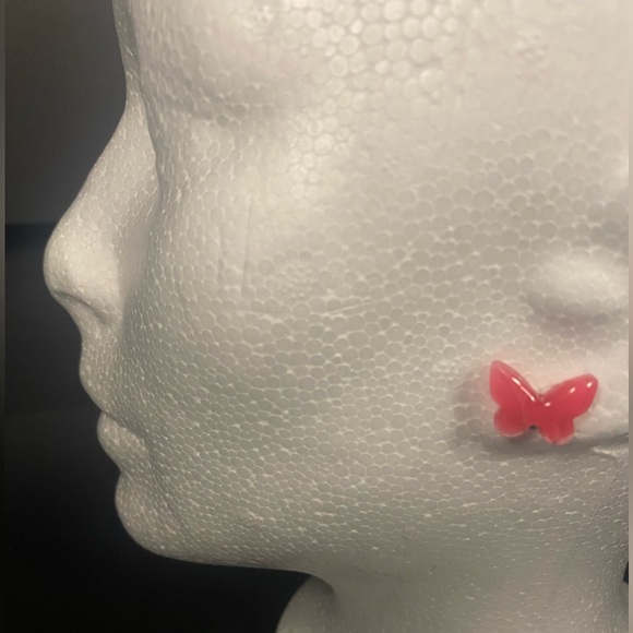 Pink Butterfly post earrings - Picture 1 of 3